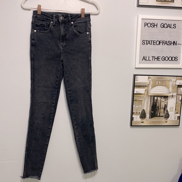 NWOT We The Free black high rise raw hem skinny Jean size 26 - Picture 5 of 9